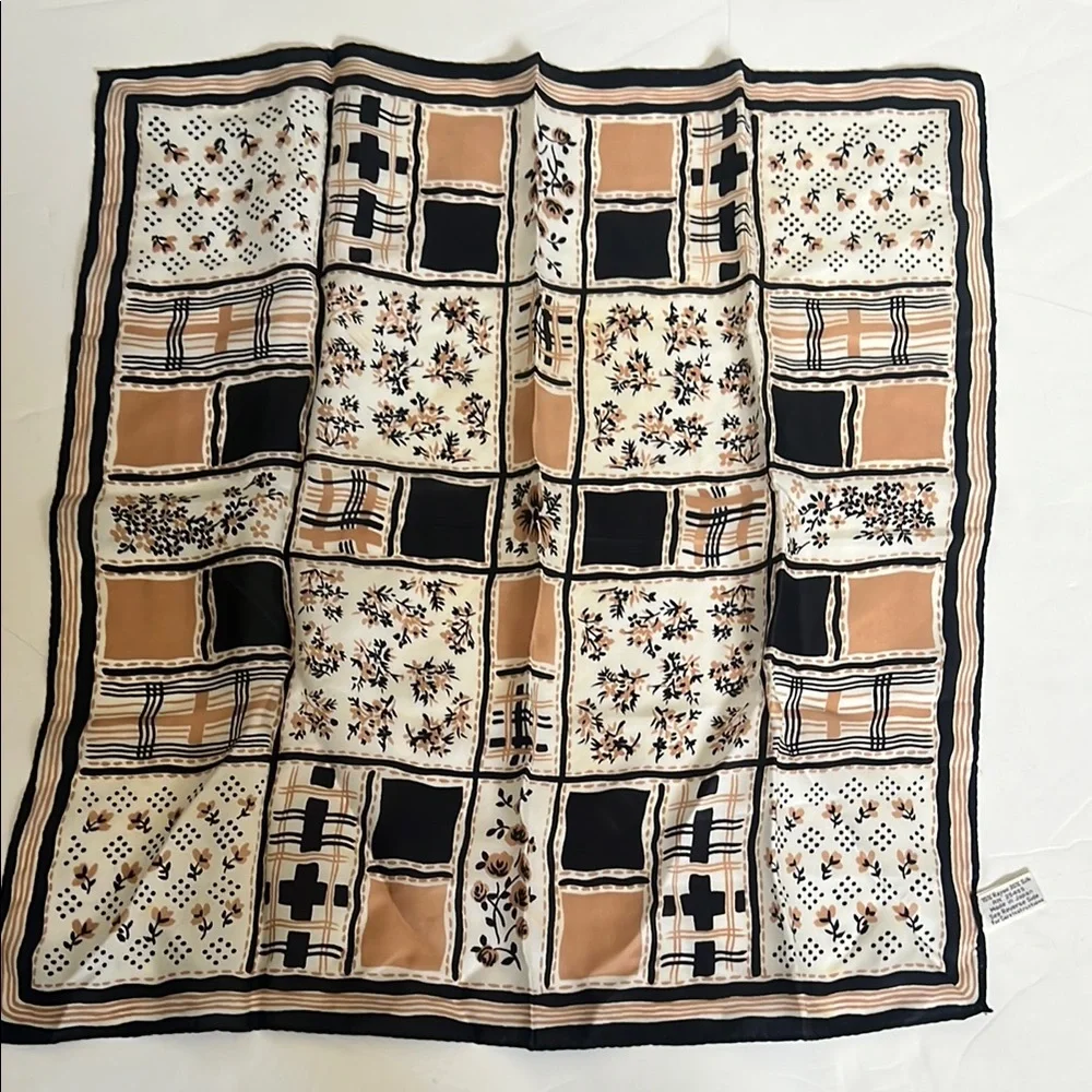 Chic Black and Tan Geometric Silk Blend Scarf